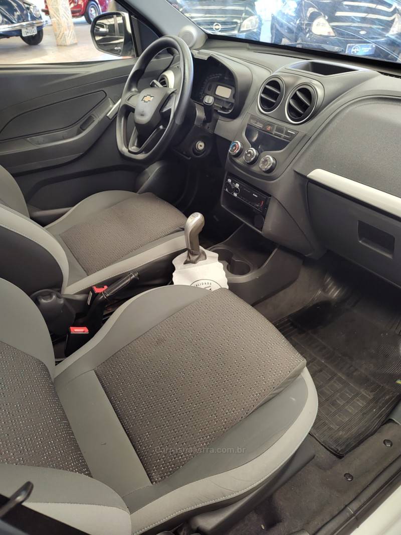 CHEVROLET - MONTANA - 2015/2015 - Branca - R$ 45.900,00