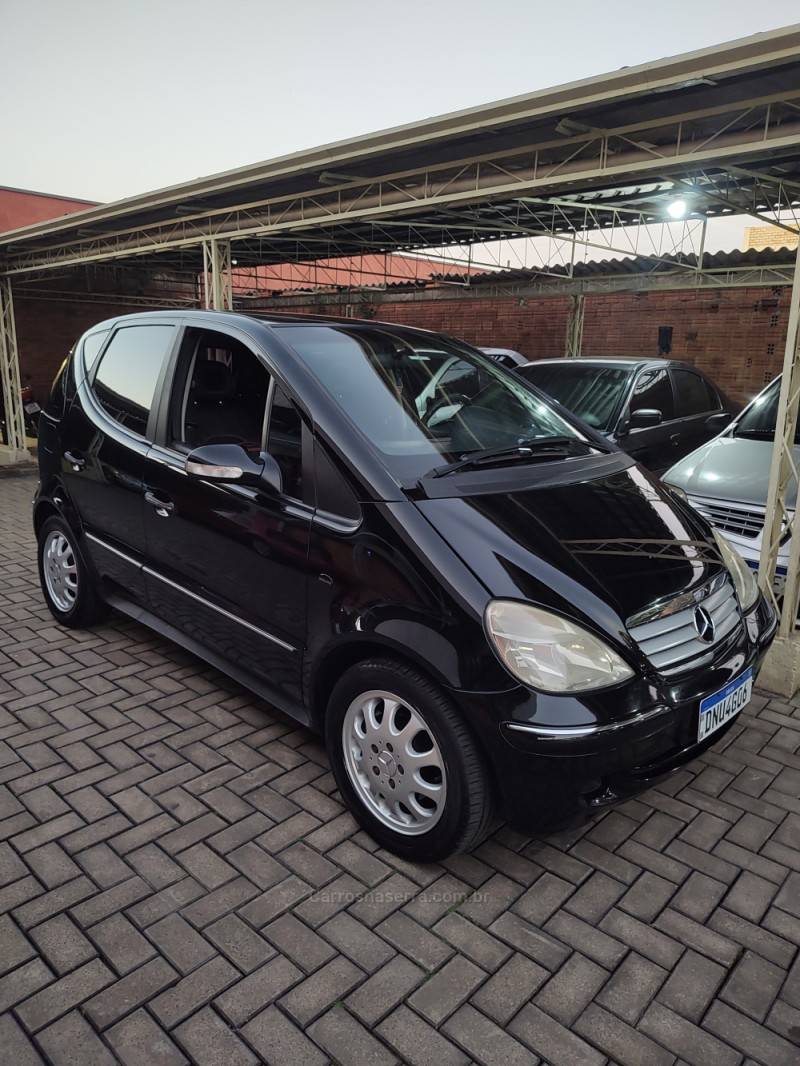 MERCEDES-BENZ - A 190 - 2004/2005 - Cinza - R$ 24.900,00