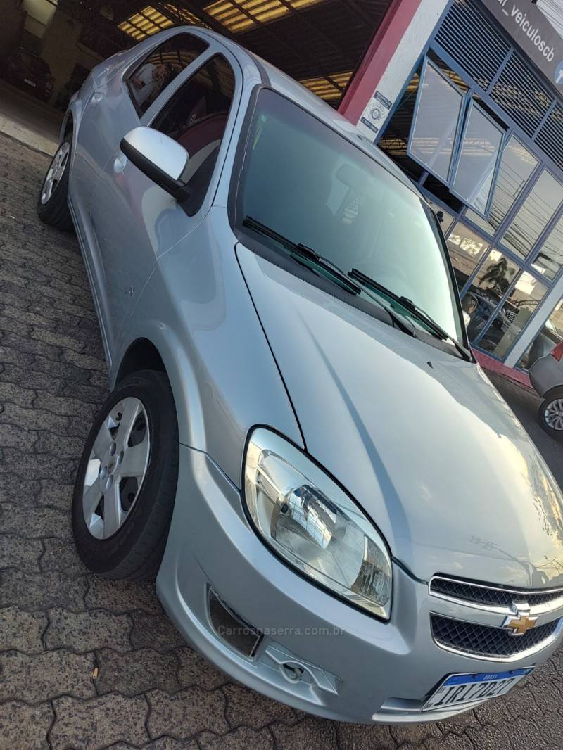 CHEVROLET - PRISMA - 2011/2011 - Prata - R$ 31.900,00