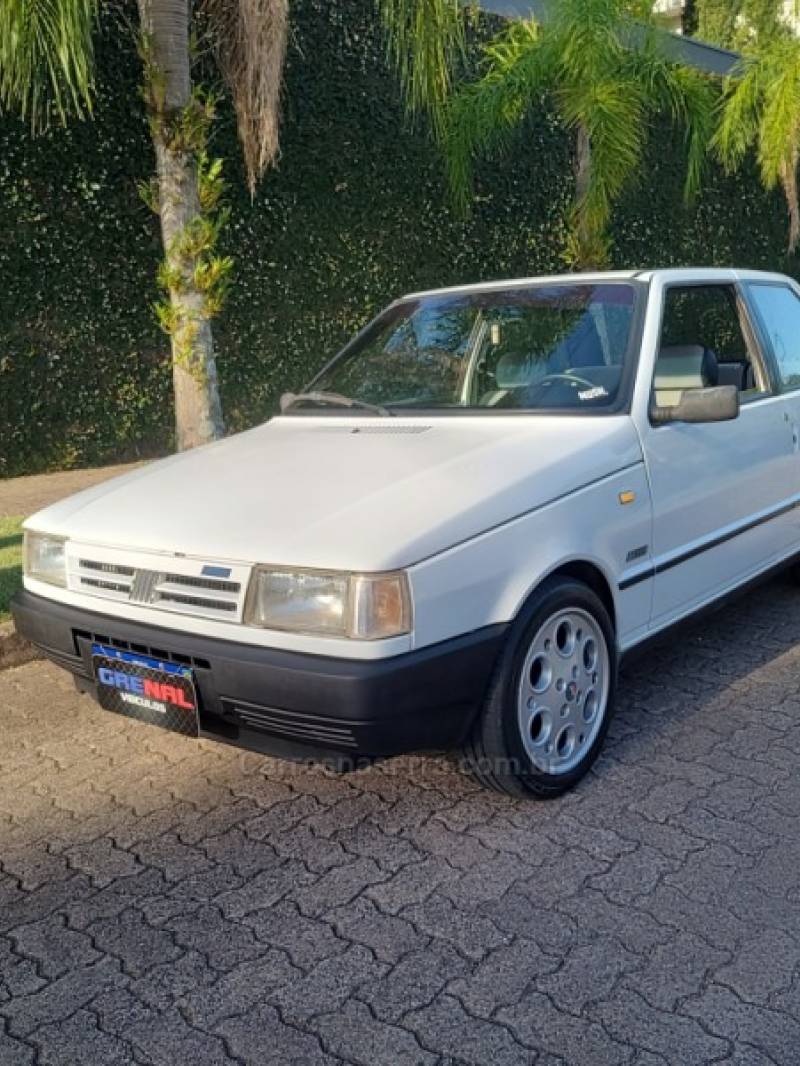 FIAT - PRÊMIO - 1991/1991 - Branca - R$ 25.900,00