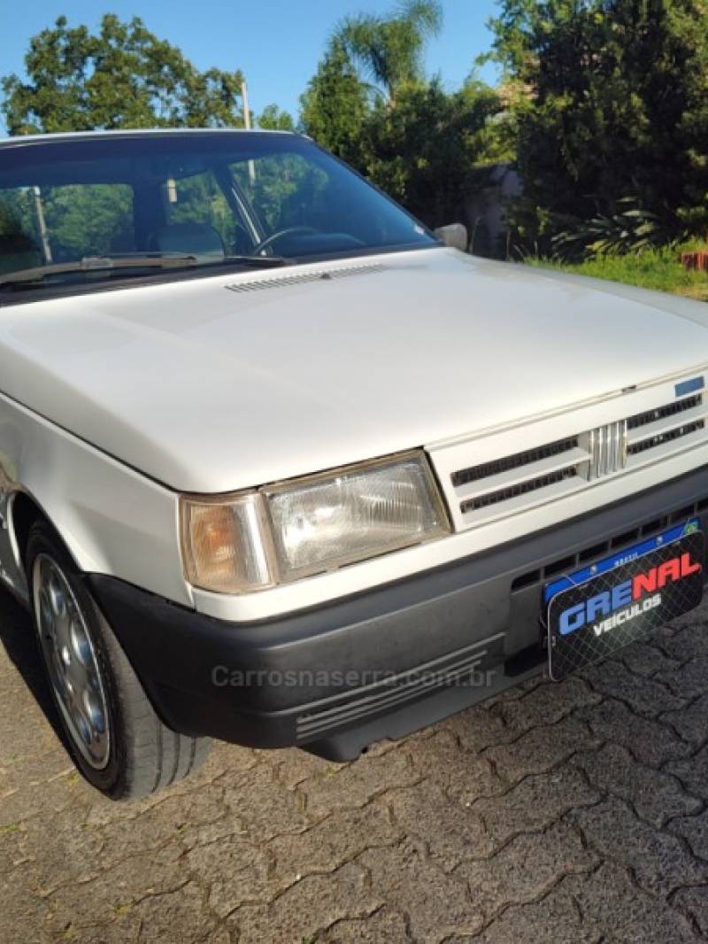 FIAT - PRÊMIO - 1991/1991 - Branca - R$ 25.900,00