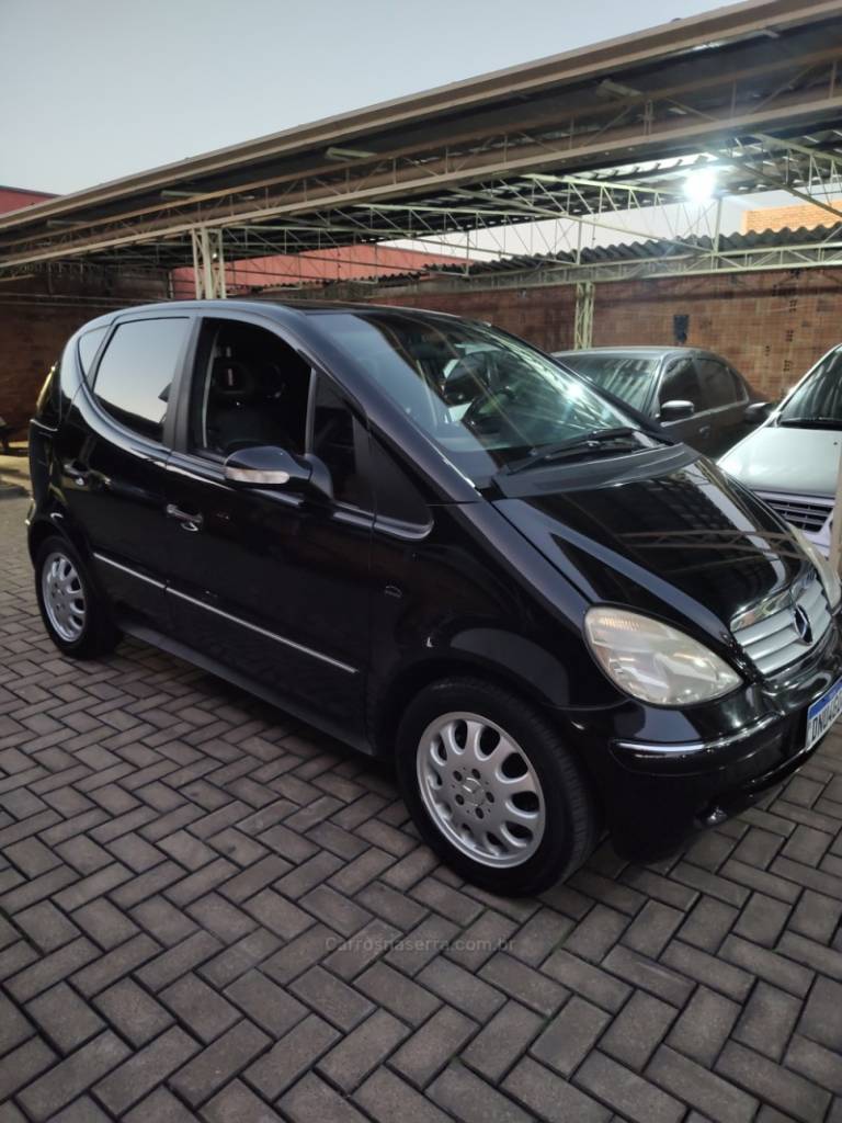 MERCEDES-BENZ - A 190 - 2004/2005 - Cinza - R$ 24.900,00
