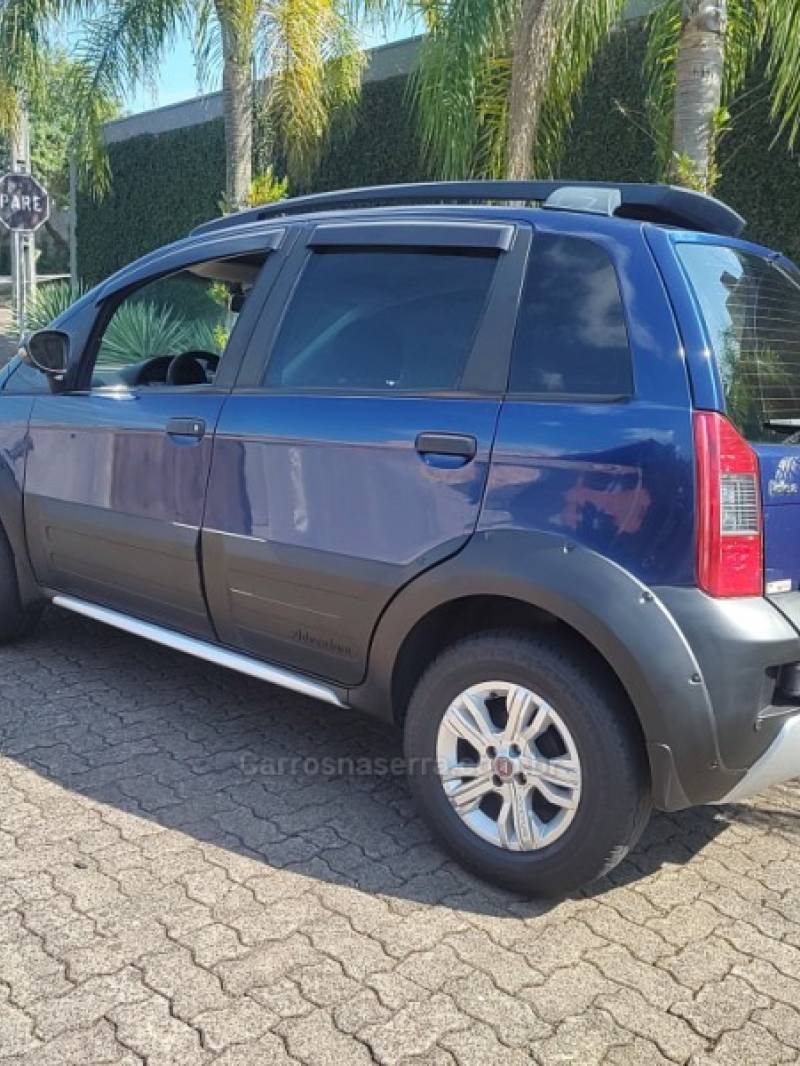 FIAT - IDEA - 2007/2008 - Azul - R$ 33.000,00