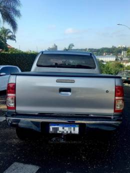 TOYOTA - HILUX - 2014/2015 - Prata - R$ 148.000,00