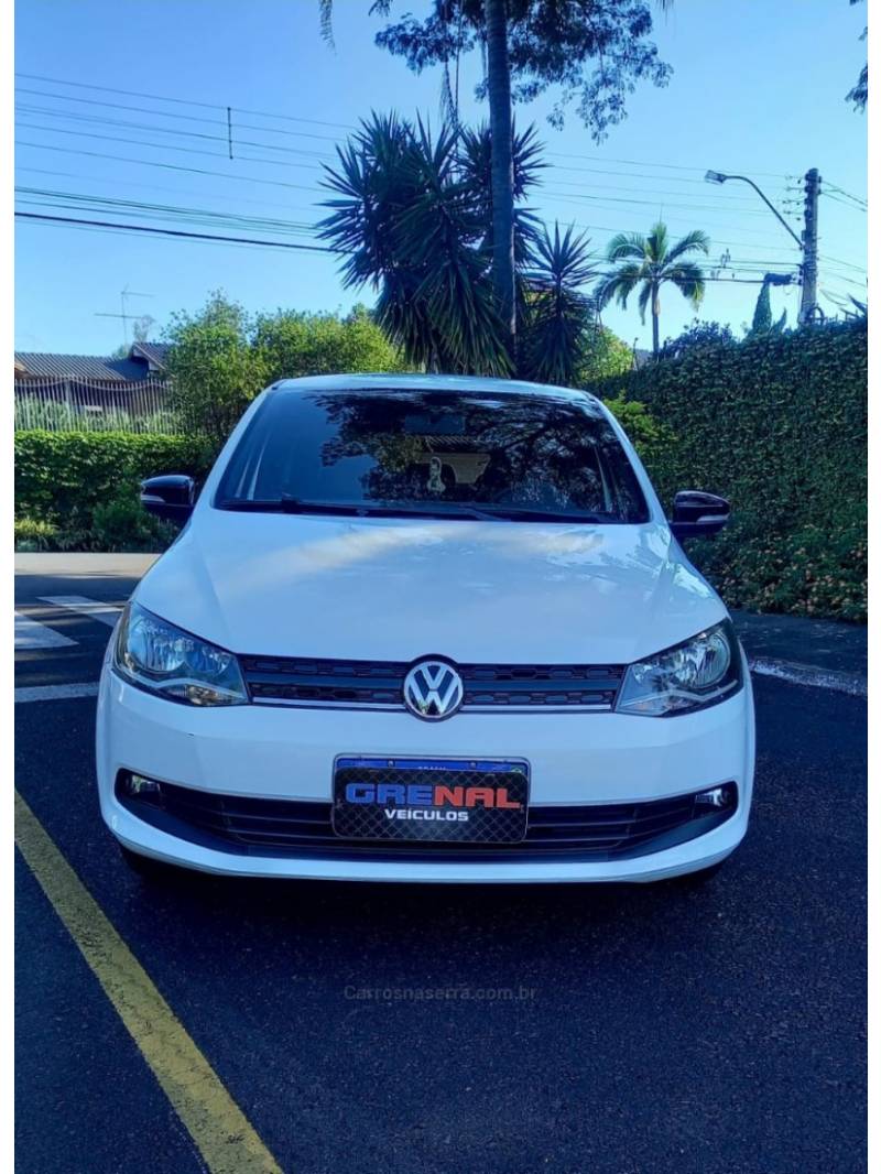 VOLKSWAGEN - GOL - 2016/2016 - Branca - R$ 49.900,00