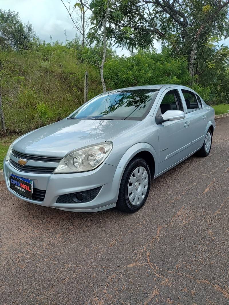 CHEVROLET - VECTRA - 2010/2010 - Prata - R$ 38.900,00