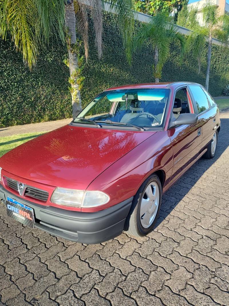 CHEVROLET - ASTRA - 1994/1994 - Vinho - R$ 34.900,00