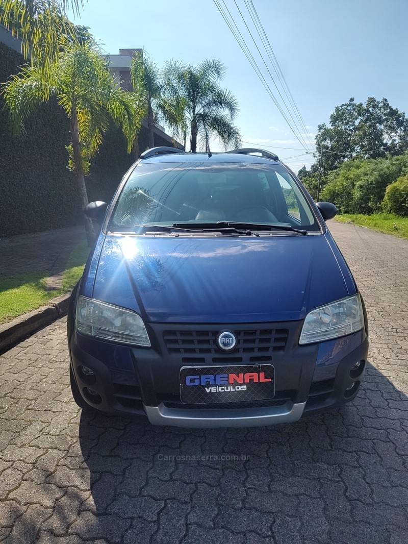 FIAT - IDEA - 2007/2008 - Azul - R$ 33.000,00