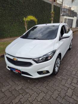 CHEVROLET - PRISMA - 2017/2018 - Branca - R$ 68.900,00