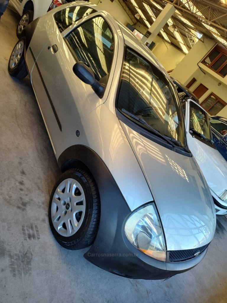 FORD - KA - 2006/2007 - Prata - R$ 17.000,00