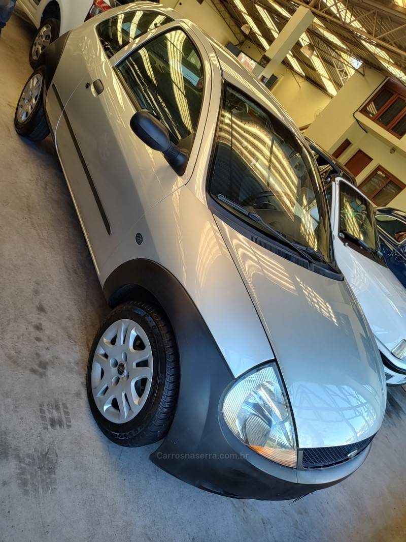 FORD - KA - 2006/2007 - Prata - R$ 17.000,00