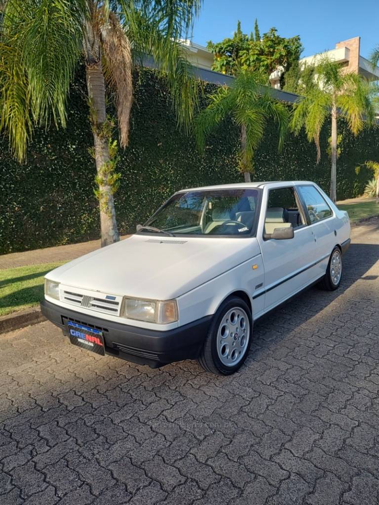 FIAT - PRÊMIO - 1991/1991 - Branca - R$ 25.900,00