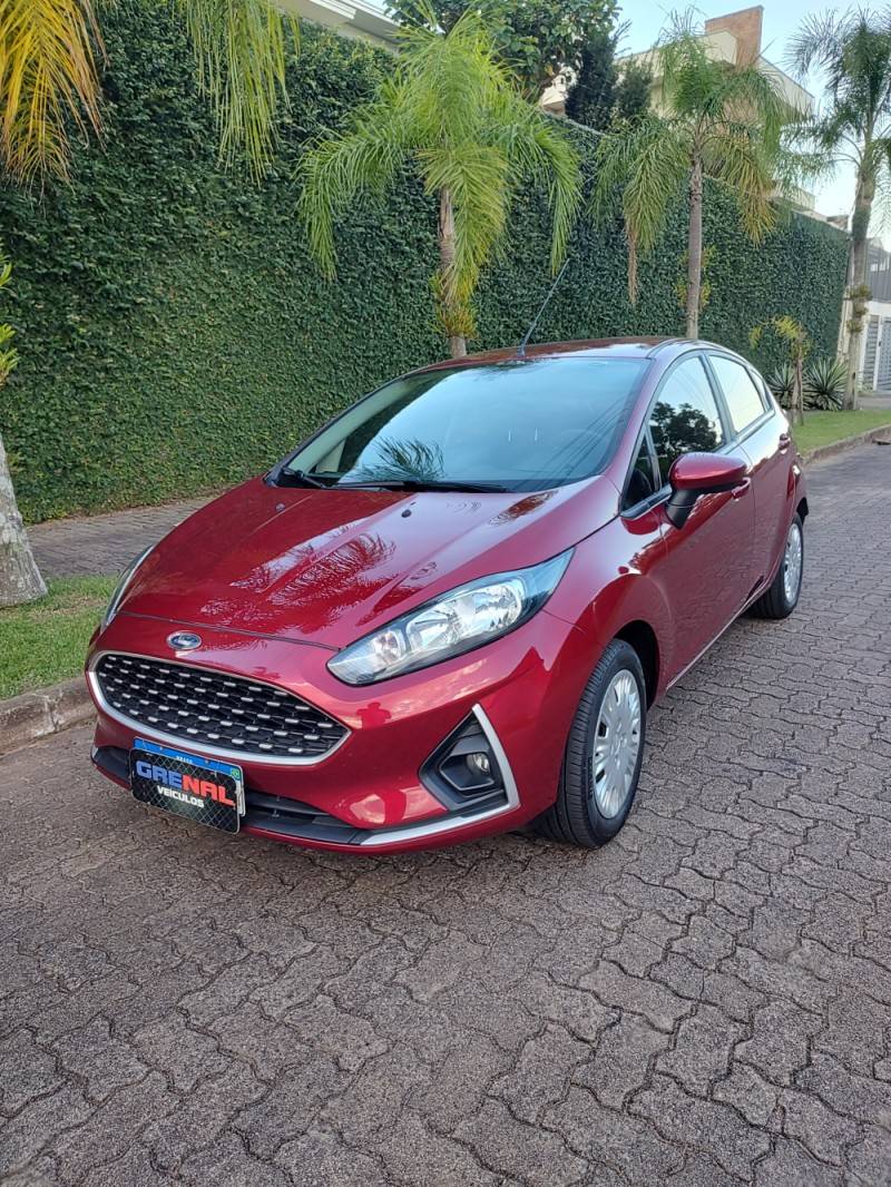 FORD - FIESTA - 2018/2018 - Vinho - R$ 61.900,00