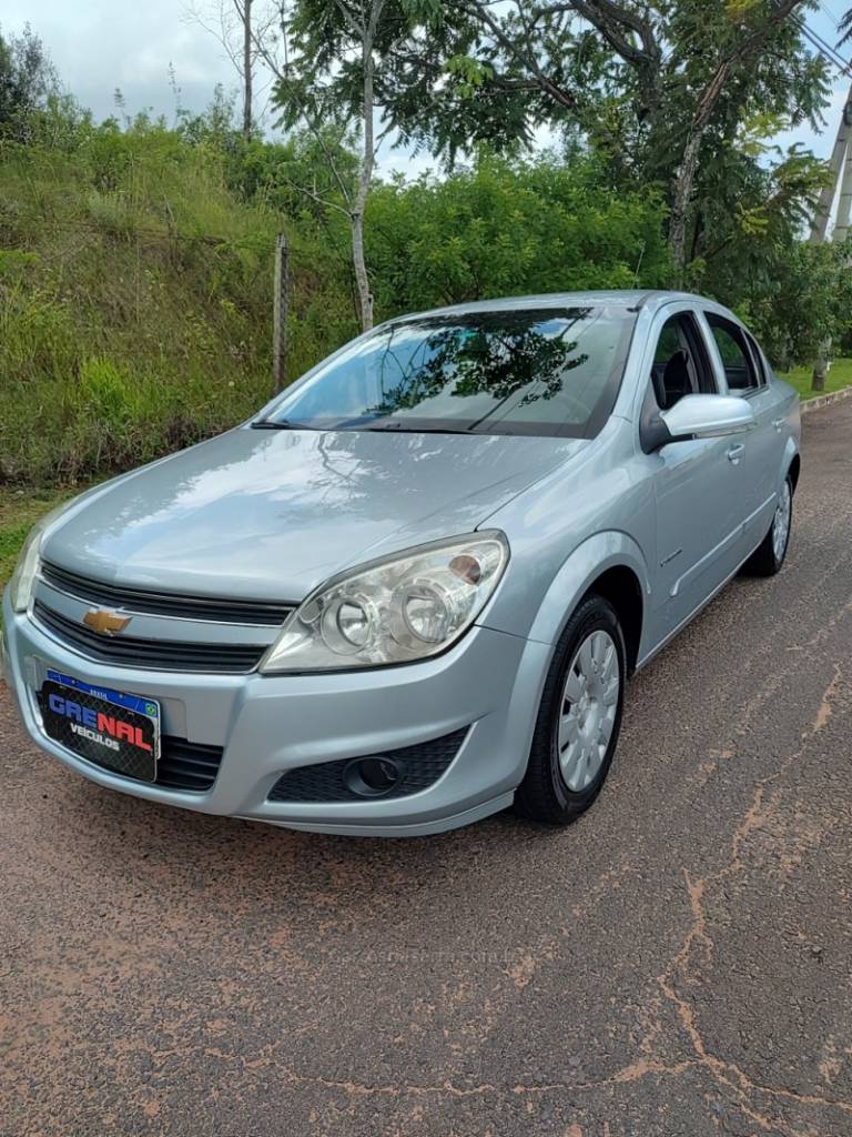 CHEVROLET - VECTRA - 2010/2010 - Prata - R$ 38.900,00