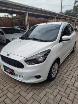 FORD - KA - 2017/2018 - Branca - R$ 47.000,00