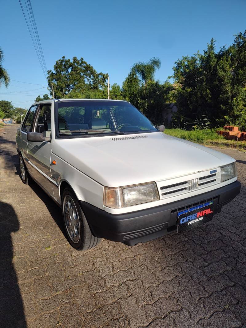 FIAT - PRÊMIO - 1991/1991 - Branca - R$ 25.900,00