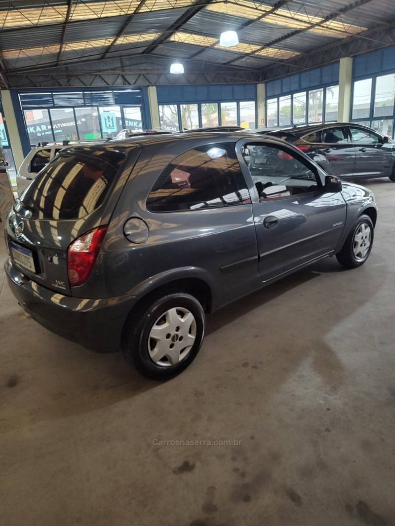 CHEVROLET - CELTA - 2007/2006 - Cinza - R$ 22.900,00