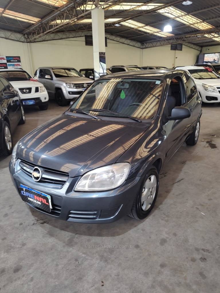 CHEVROLET - CELTA - 2007/2006 - Cinza - R$ 22.900,00